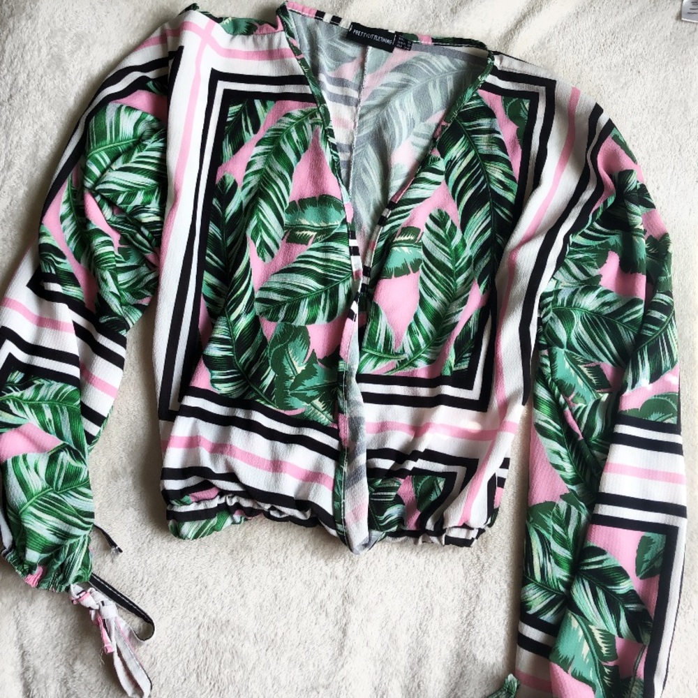 PrettyLittleThings Blouse